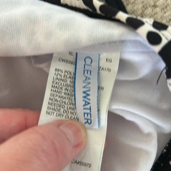 Cleanwater (Target) One Piece! - Picture 2 of 3